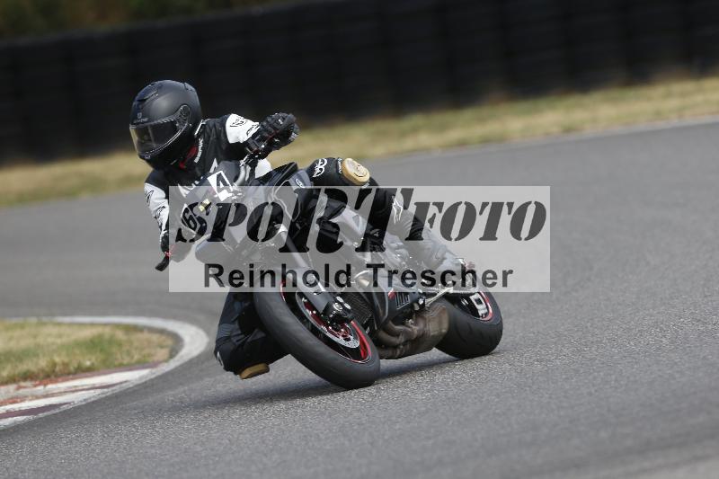 /22 06.07.2026  Pluess Moto Sport ADR/Einsteiger/64